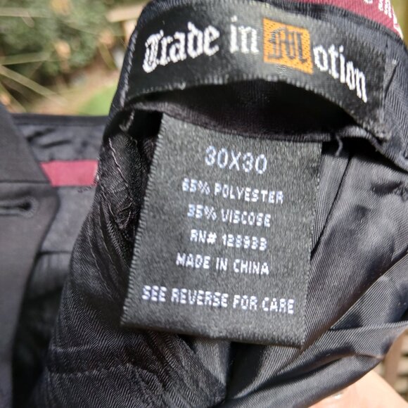 Trade In Motion Vintage Black Pleated Wide Legged Cuffed Trousers Sz 30 x 30 - Picture 4 of 8